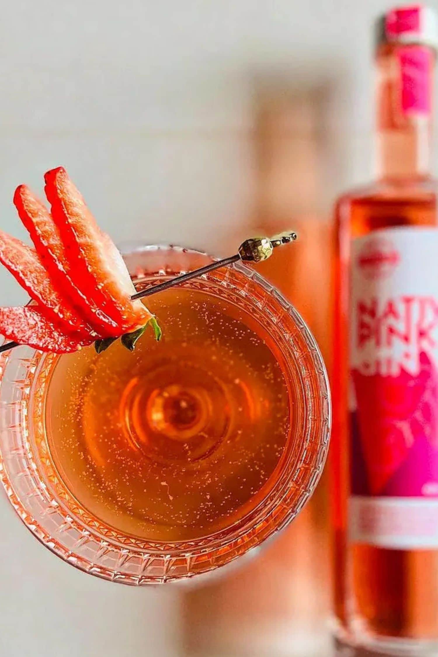 Australian Native Pink Gin cocktail serving